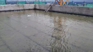 Piscina-teste-com-água